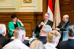 Helytállás a polgárokért - a társadalom védelme nagy természeti katasztrófák során-12